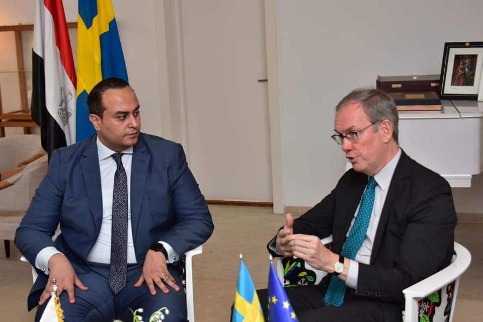 رئيس الرعاية الصحية يلتقي سفير السويد للتعاون في مجالات الرعاية وإدارة المستشفيات وتدريب الأطباء