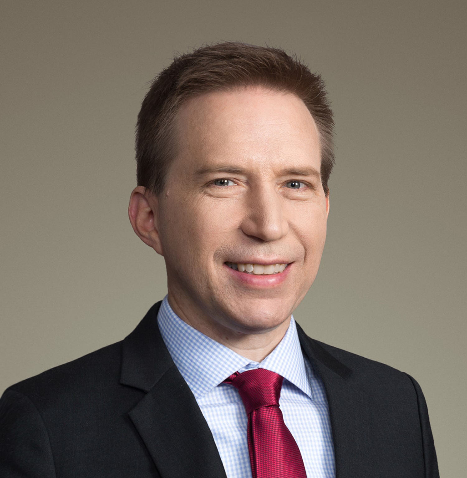 دوجلاس فولر يكتب: المبالغة فى تشديد الضوابط الأمريكية على تكنولوجيا الرقائق الصينية تهددها بالانهيار