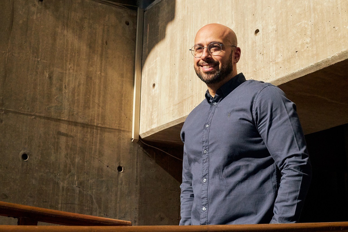 أحمد خليل ؛ تابى