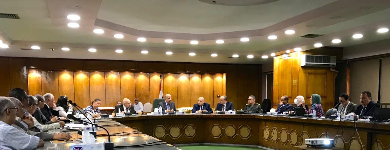 وزير قطاع الأعمال يتابع مستجدات تنفيذ مشروع تطوير شركات الغزل والنسيج