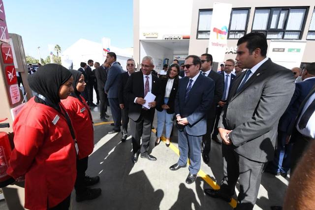 "توتال إنرجيز" تفتتح محطة "أوازيس" بالإسكندرية الصحراوى