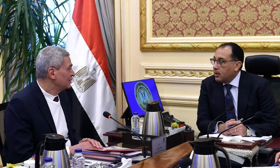 وزير الصحة يستقبل السير مجدي يعقوب لمتابعة مشروع إنشاء مركز طبي متخصص لزراعة الأعضاء