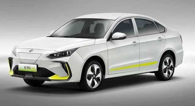 «مصر حلوان» تطرح السيارة الكهربائية «Aeolus E70 PRO» ب 900 ألف جنيه