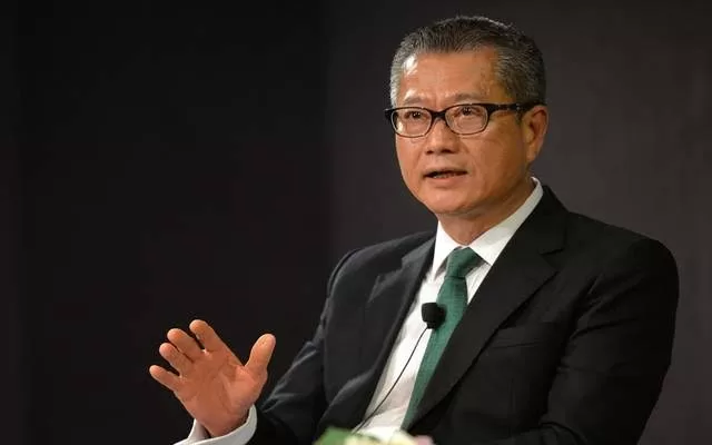 هونج كونج تتوقع تعافي الاقتصاد بشكل واضح هذا العام