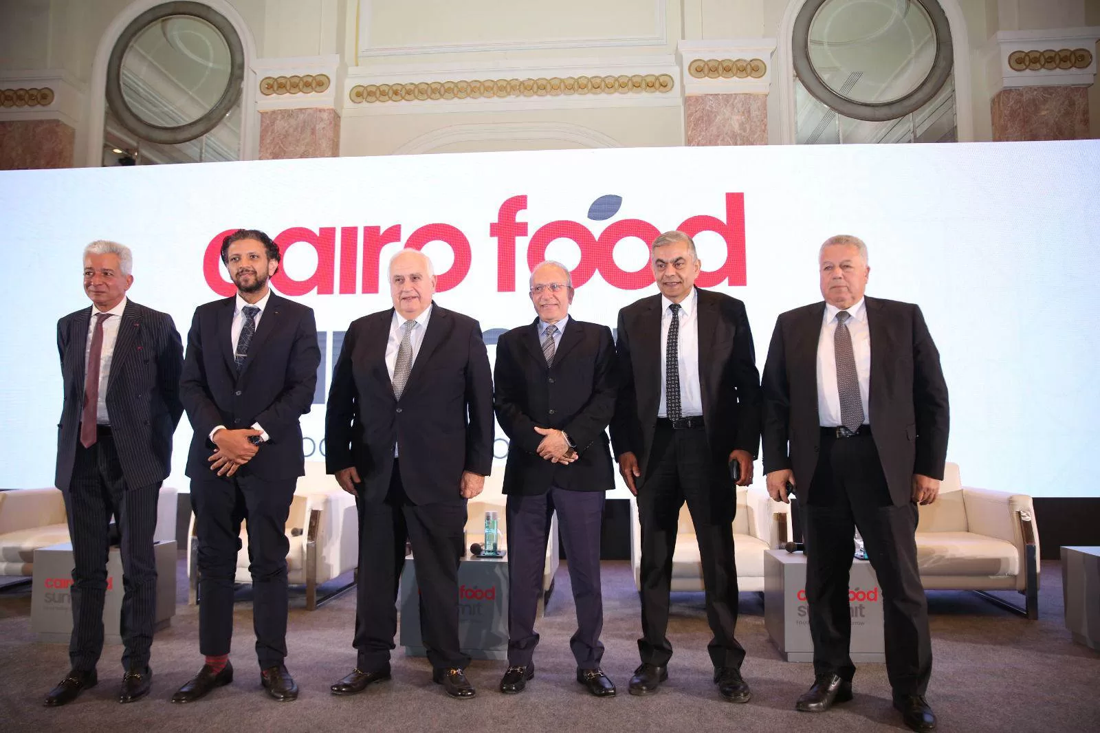 “قمة الصناعات الغذائية” تسلط الضوء على احتياجات قطاع الزراعة وسُبل النهوض به