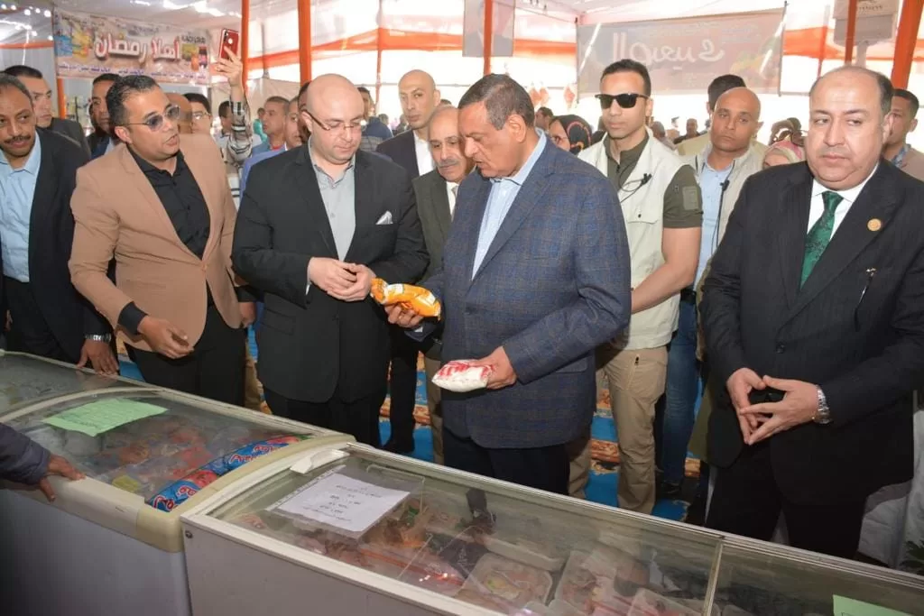 وزير التنمية المحلية: 25 ألف منفذ لتوفير السلع الأساسية المخفضة