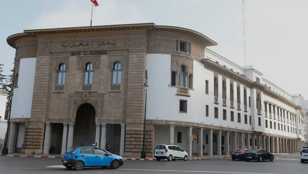 البنك المركزى المغربى يرفع سعر الفائدة الرئيسى إلى 3%