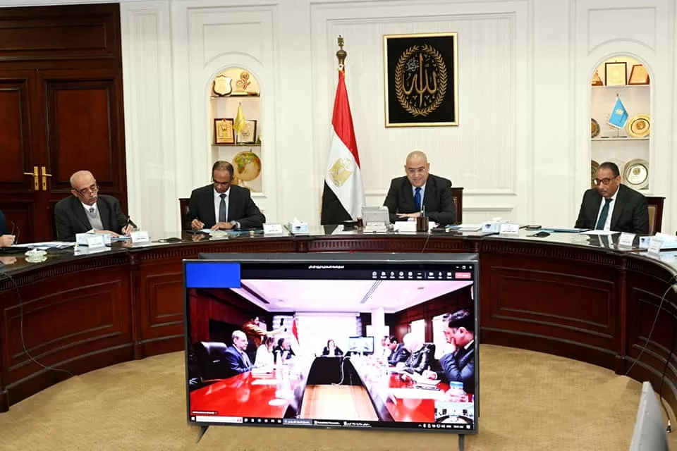 الحكومة تناقش مقترح الخطة الاستثمارية لوزارة الإسكان خلال 2023-2024