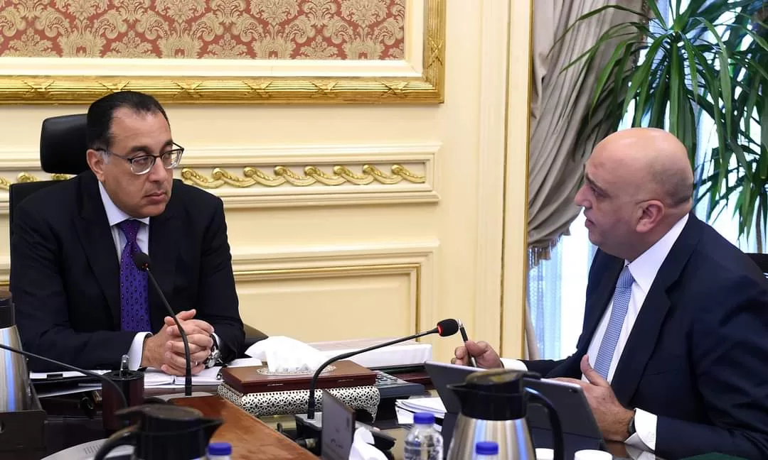 رئيس الوزراء يتابع التوجهات المستقبلية لدعم قطاع المشروعات الصغيرة حتى عام 2026