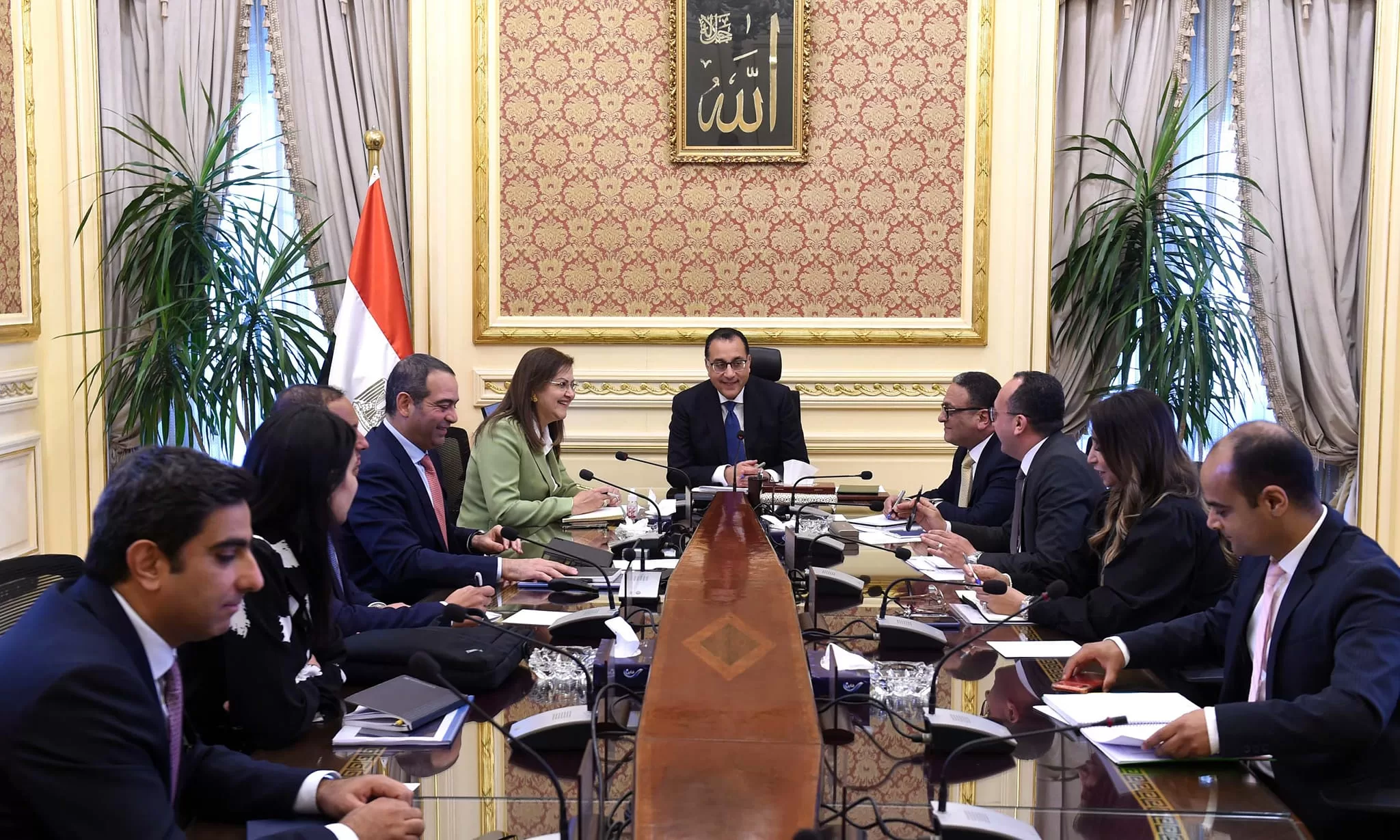 رئيس الوزراء يتابع جهود صندوق مصر السيادى فى جذب الاستثمارات المحلية والأجنبية