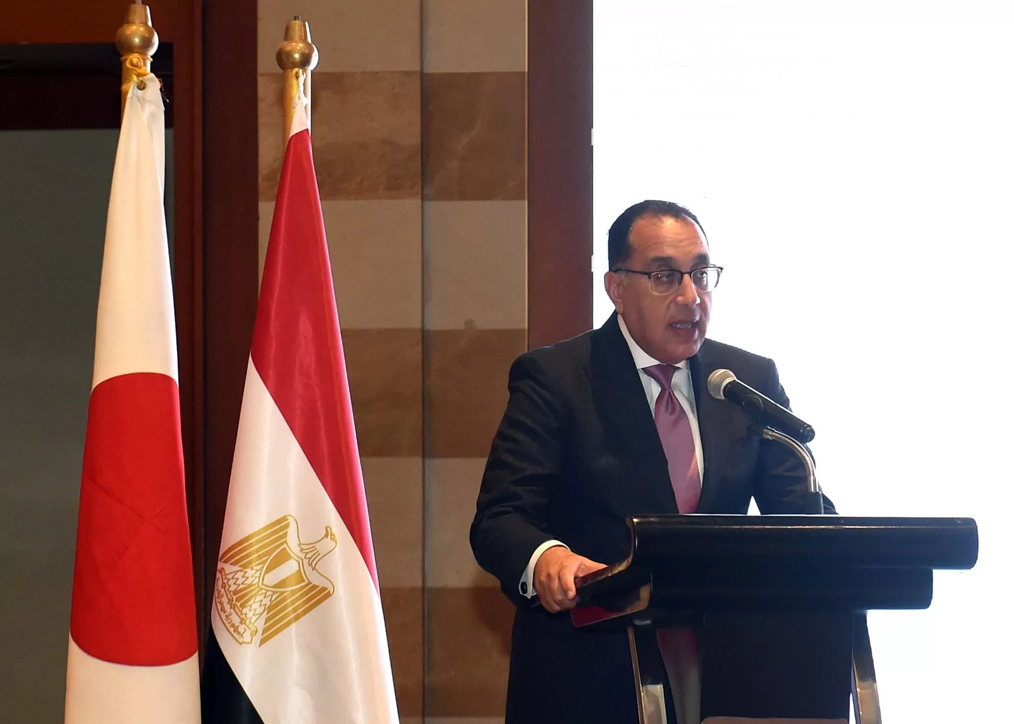 رئيس الوزراء: نقدر ما تقدمه الحكومة اليابانية من دعم لتعزيز العلاقات الثنائية بين البلدين