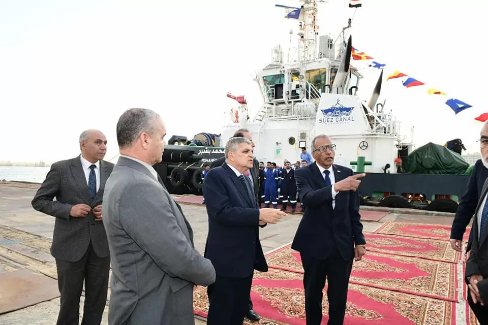 "قناة السويس" تبدأ تدشين قاطرات جديدة بالنصف الثاني من العام الجاري