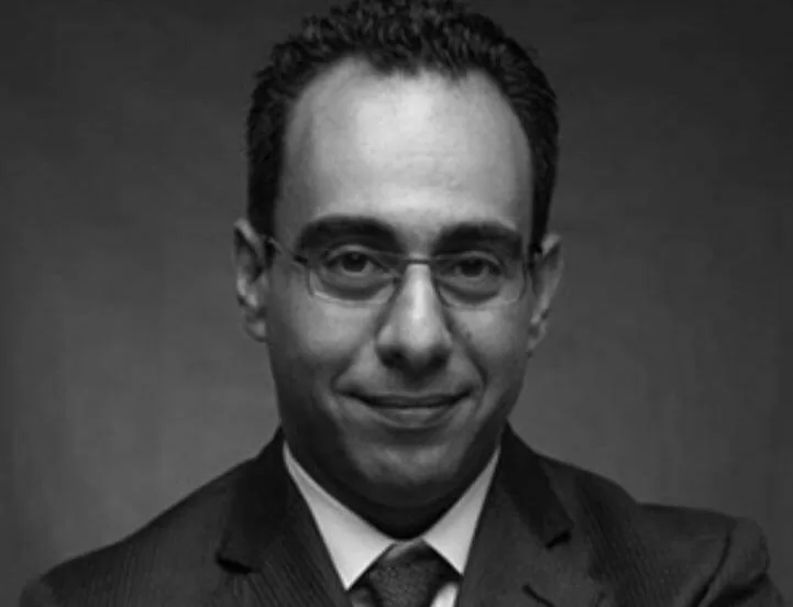 القانوني المحترف “إيهاب طه”..وداعا