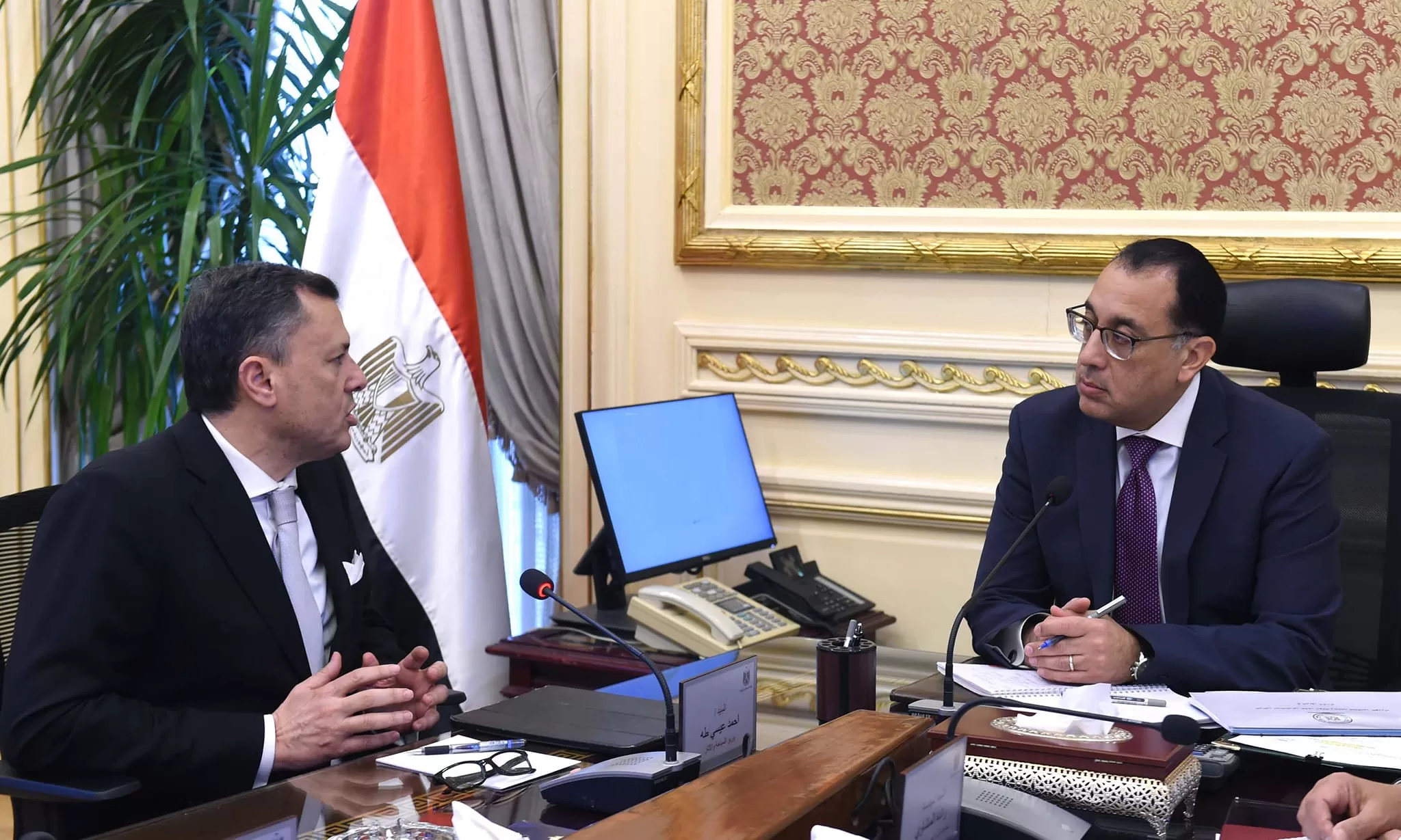 رئيس الوزراء يلتقي وزير السياحة والآثار لمتابعة عدد من ملفات عمل الوزارة