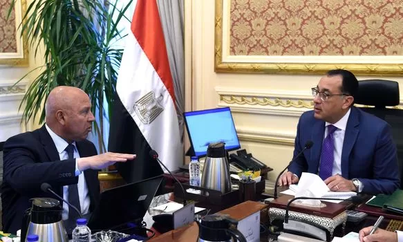 رئيس الوزراء: صرف مليار جنيه لوزارة النقل لاستكمال مشروعات الطرق