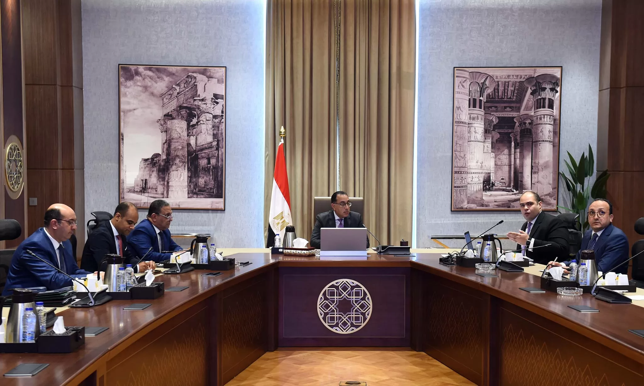 مدبولى يستعرض مع رئيس جهاز حماية المنافسة التقدم المحرز بشأن تطبيق سياسات المنافسة