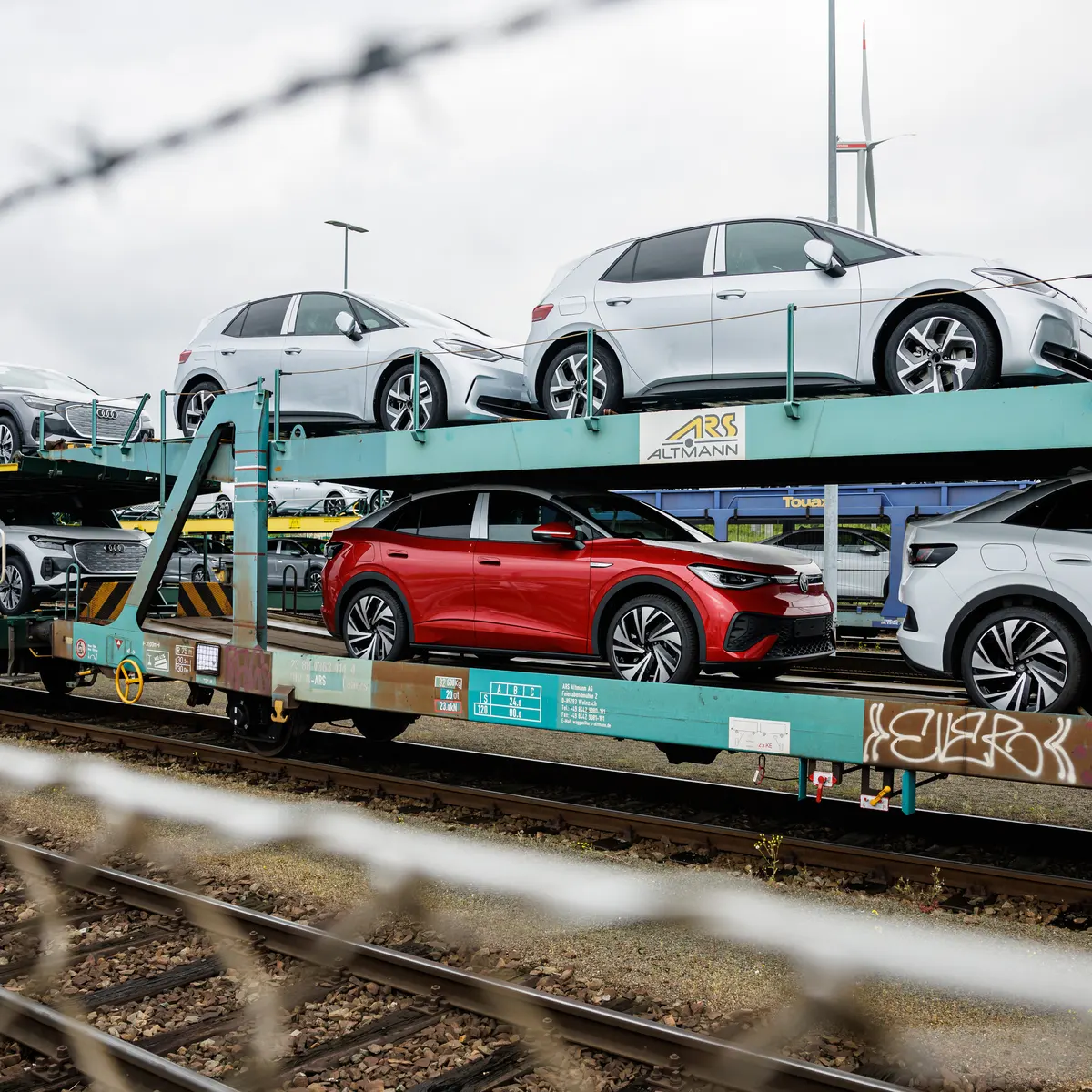 صادرات السيارات الكهربائية الأوروبية إلى بريطانيا في خطر بسبب "بريكست"