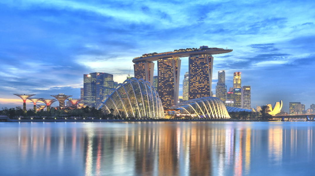 سنغافورة تتصدر قائمة أغلى مدن العالم للمعيشة الفخمة