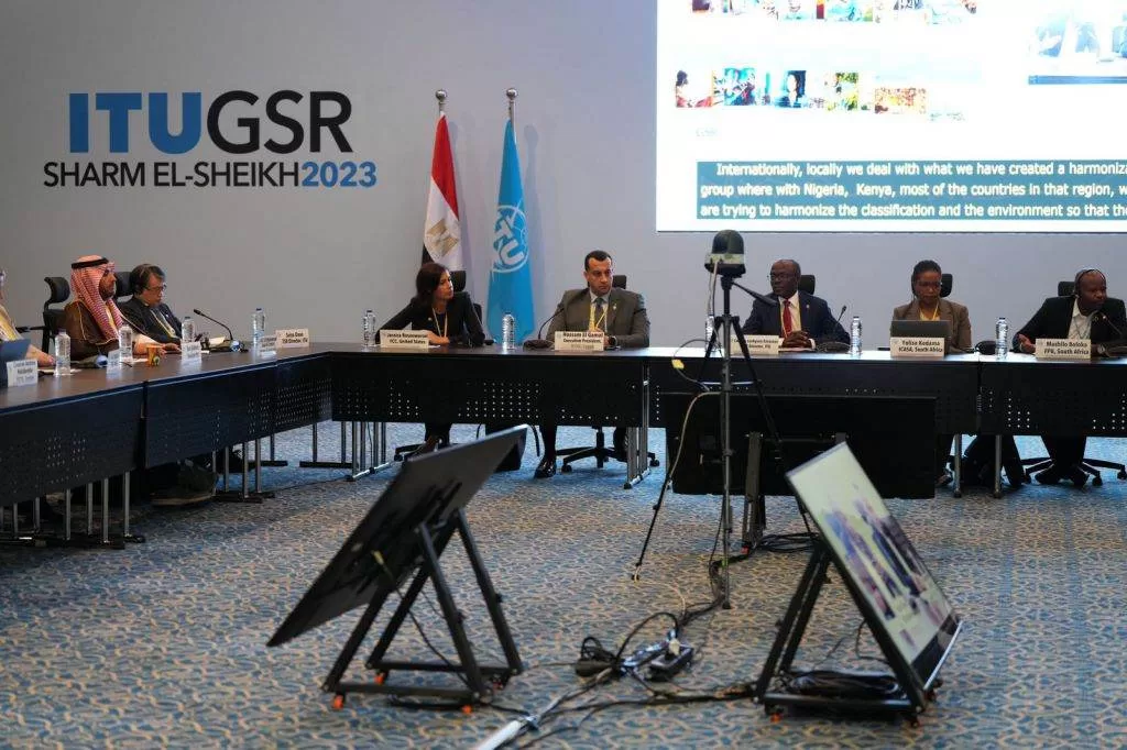 “الجمل” يترأس الاجتماع التحضيرى للمؤتمر العالمى لمنظمى الاتصالات