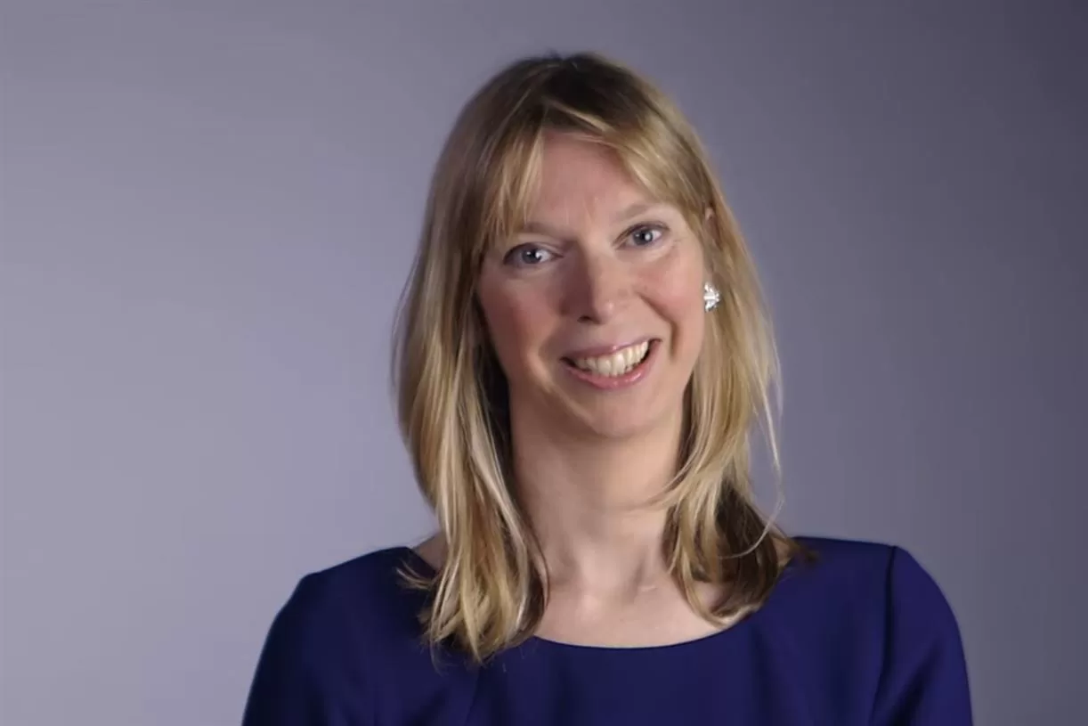 كاميلا كافنديش ؛ فاينانشيال تايمز