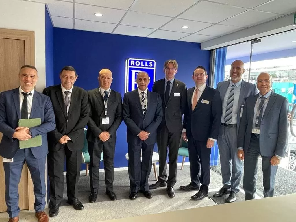 وزير الطيران يجتمع مع كبرى الشركات العالمية المصنعة للطائرات والمحركات