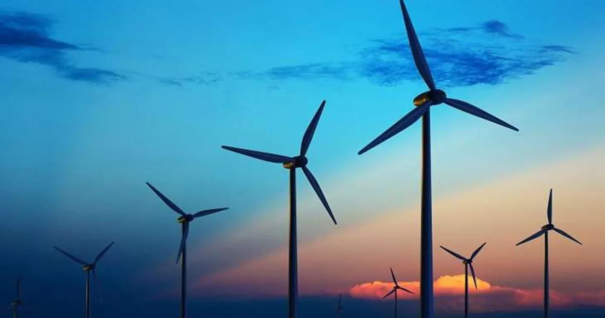 تفاصيل اتفاق “الكهرباء” مع “مصدر” الإماراتية لتنفيذ مشروع لطاقة الرياح باستثمارات 10 مليارات دولار