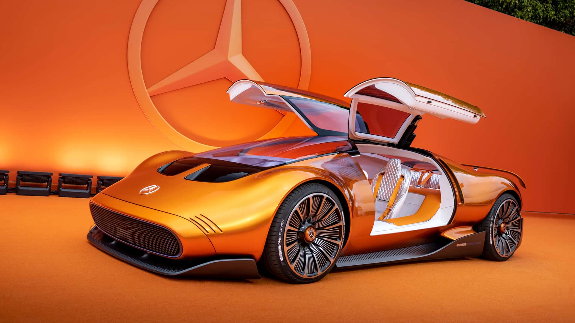 صور.. "مرسيدس" تعمل على إنتاج سيارة خارقة أشبه بمركبات الفضاء