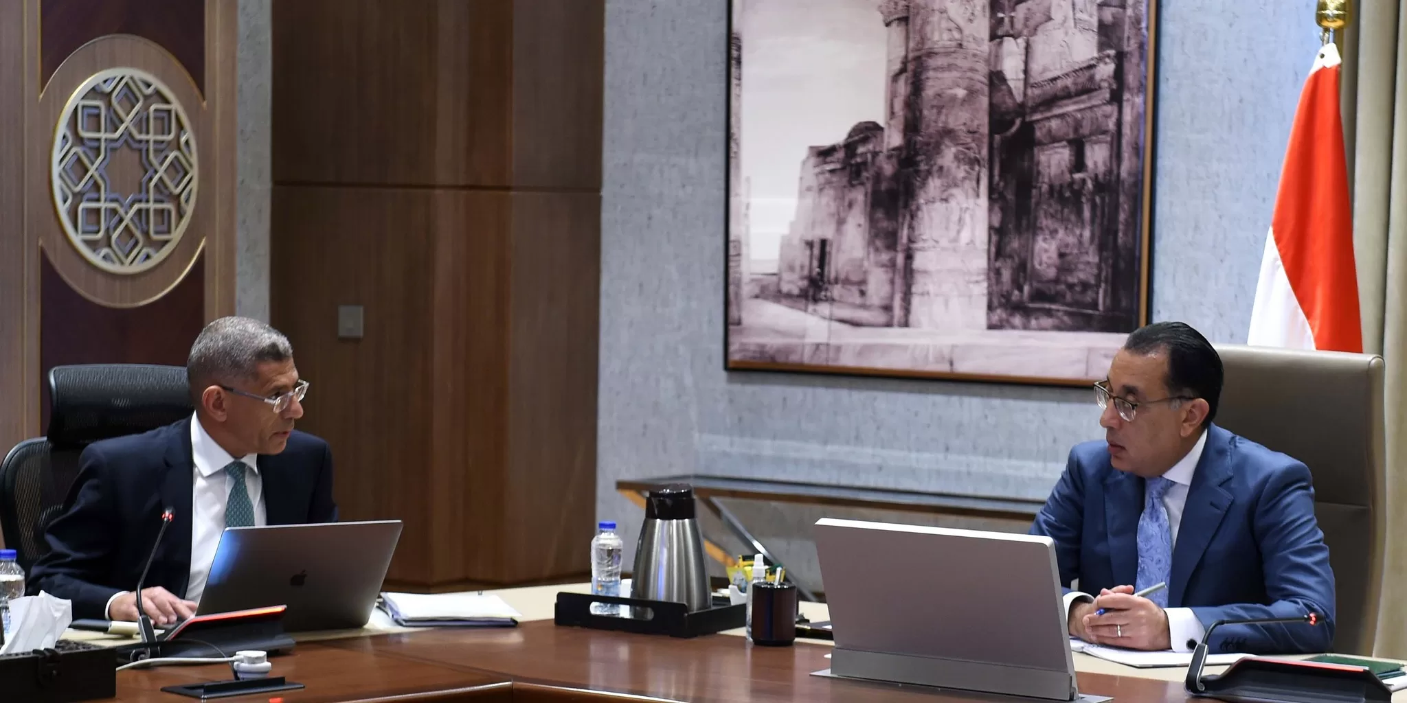 رئيس الوزراء يتابع عدد من مشروعات وكالة الفضاء المصرية