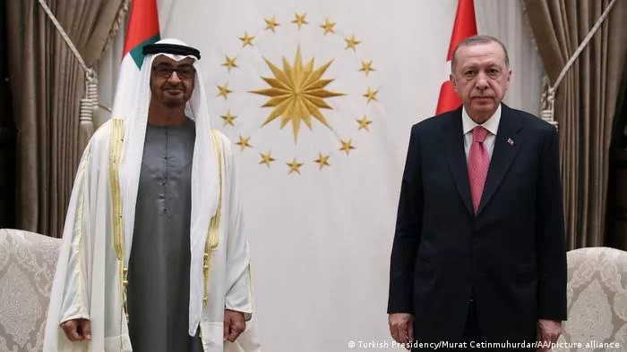 الرئيسان الإماراتي والتركي يشهدان تبادل اتفاقيات ومذكرات تفاهم بقيمة 50.7 مليار دولار