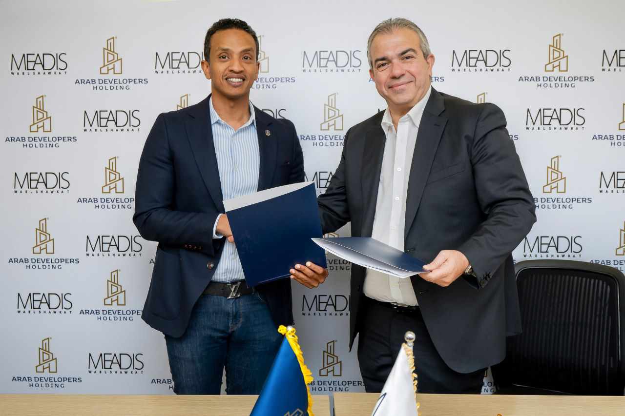 “المطورون العرب” تتعاقد مع “ميادس” لإدارة الوحدات التجارية بـ”نيووم أكتوبر”