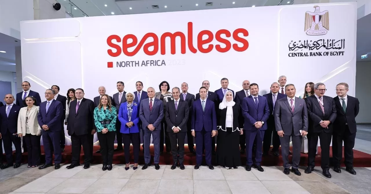 رئيس الوزراء: الحكومة اتخذت خطوات كبيرة للتوسع فى استخدامات التقنيات الرقمية