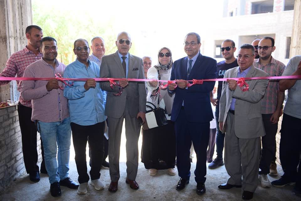 رئيس جامعة سوهاج يفتتح المرحلة الأولى لمبنى الإسكان الطلابى بتكلفة 20 مليون جنيه