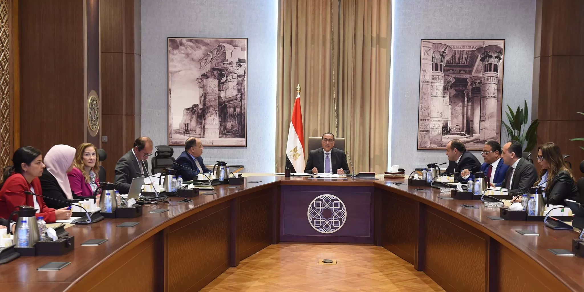 رئيس الوزراء يتابع خطوات تنفيذ برنامج رد الأعباء التصديرية وميكنة خطواته