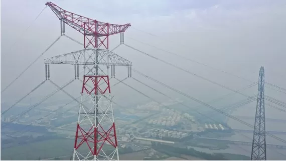 الصين تتعهد ببذل جهود شاملة لضمان إمدادات الكهرباء لتلبية ذروة الطلب