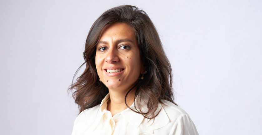 منة شمس الدين، رئيس قطاع علاقات المستثمرين