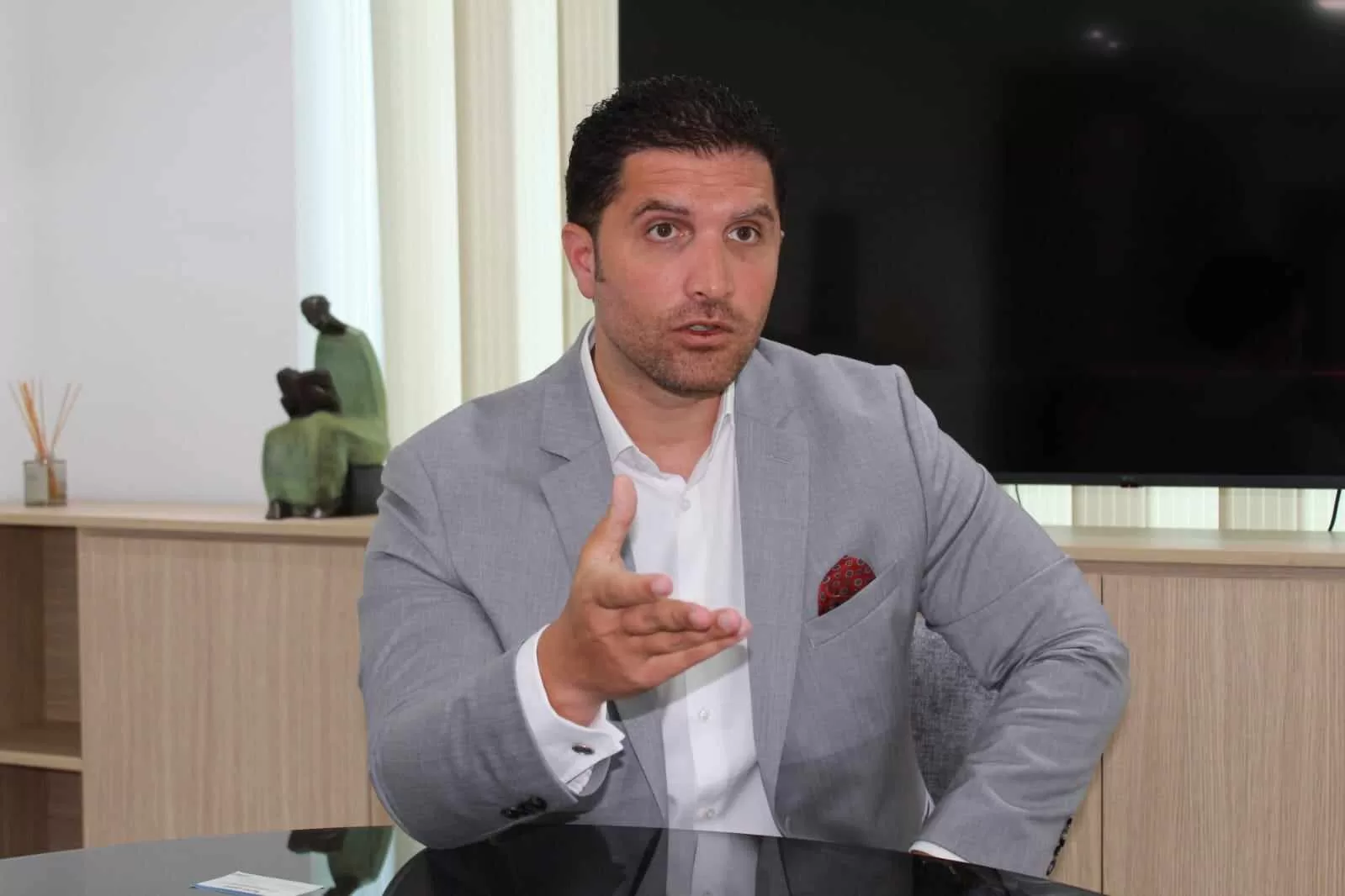 محرم وشركاه ؛ مصطفى محرم