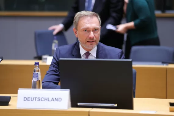 أوكرانيا وألمانيا تتفقان على تعميق التعاون الاقتصادي