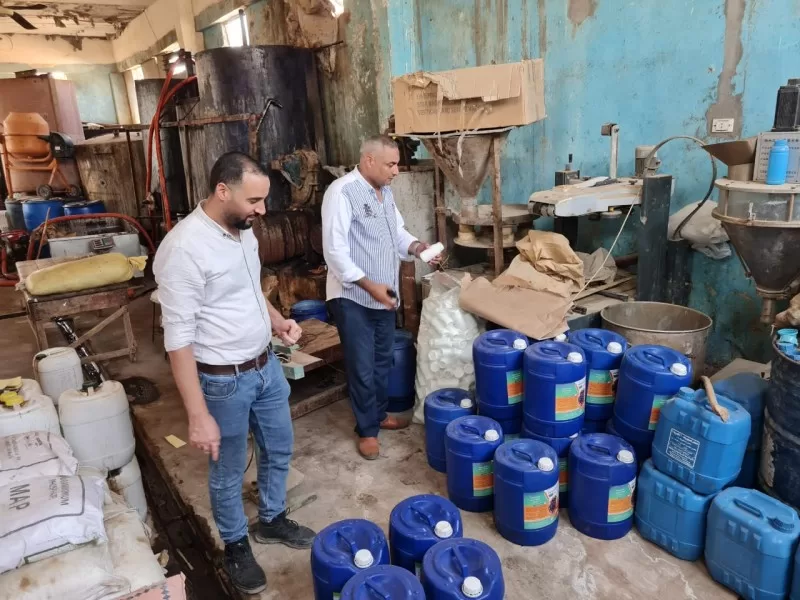 “البحيرة”: ضبط 20 طن مخصبات زراعية منتهية الصلاحية في النوبارية