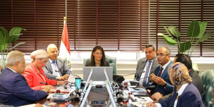 لجنة وزارية تتابع مستجدات تنفيذ تأهيل مصرف كيتشنر