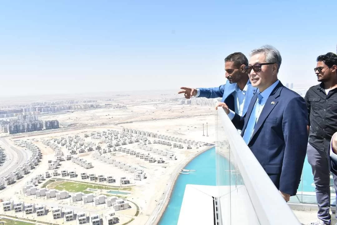 “الإسكان”: سفير كوريا الجنوبية يتفقد المدينة التراثية بالعلمين الجديدة