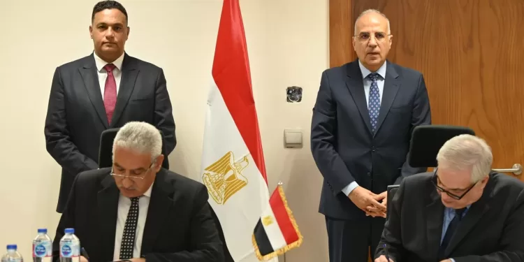 "الري" توقع بروتوكول تعاون مع محافظة الدقهلية لتعظيم الاستفادة من أملاكها