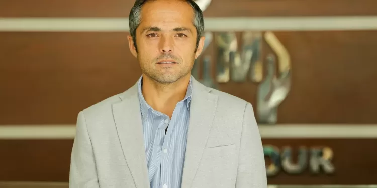 سيف البتنونى، مدير عام شئون الشركات بمجموعة منصور،