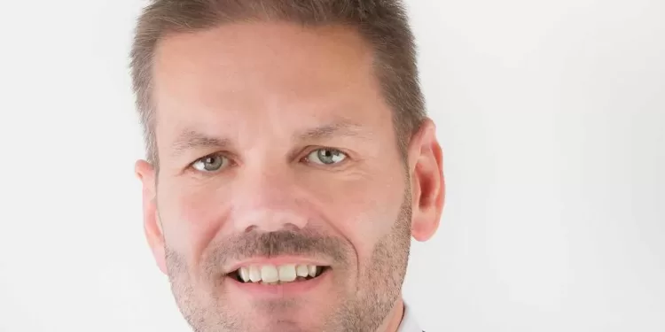 ستيوارت ليفين رئيساً تنفيذياً لشركة أوراسكوم لإدارة الفنادق