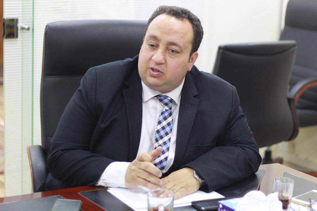 أحمد عبد العاطى، رئيس قطاع الإنتاج والفروع بشركة وثاق للتأمين