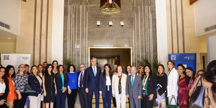 "المشاط" تبحث توسع المبادرة المصرية للتنمية المتكاملة في قرى "حياة كريمة"