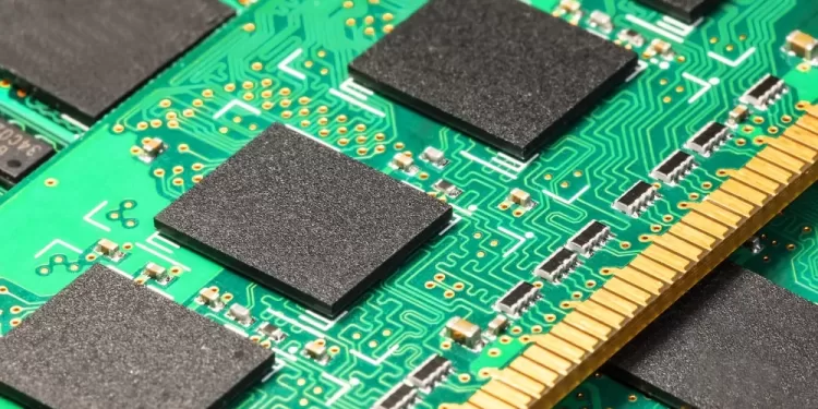 أشباه الموصلات ؛ الرقائق