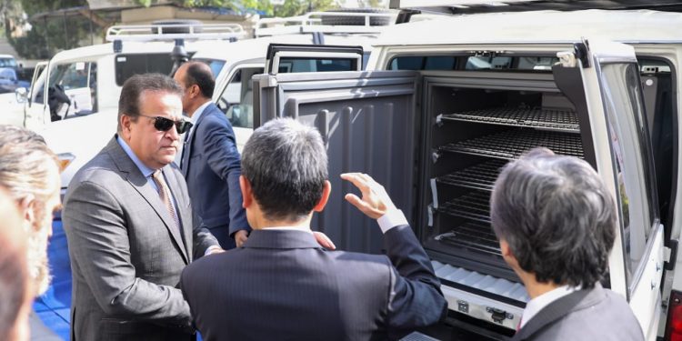 مصر تتسلم سيارات نقل اللقاحات المبردة من اليابان