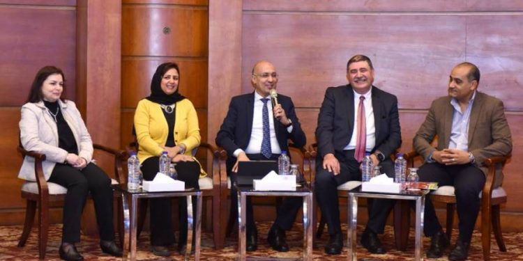 تعاون بين "الاستثمار" و"الأفريقي للتنمية" لنشر ثقافة ريادة الأعمال بالمحافظات