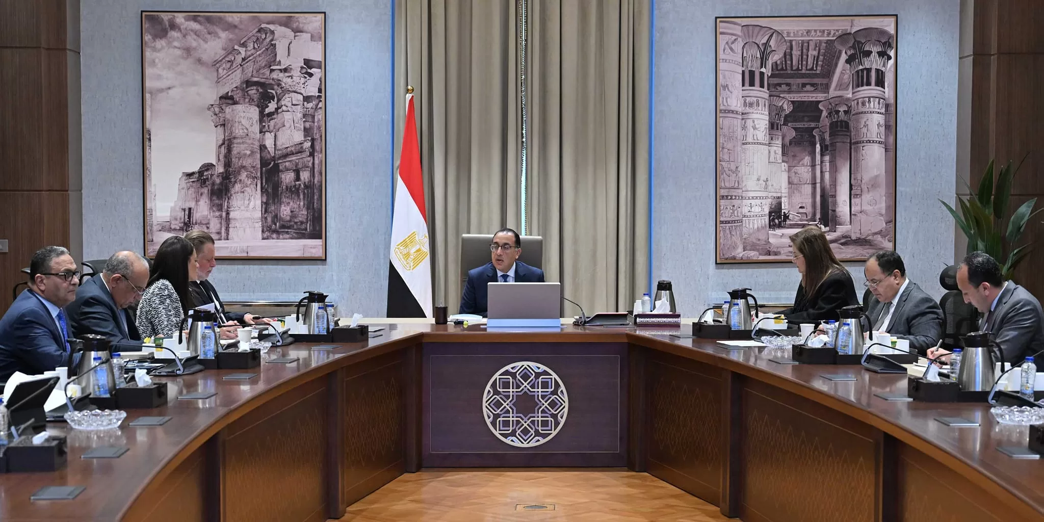 رئيس الوزراء يتابع مستجدات تنفيذ برنامج الطروحات الحكومية