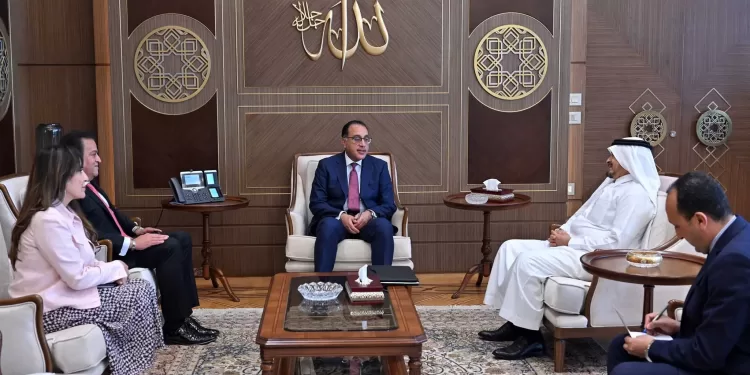 مدبولي: الحكومة حريصة على تحفيز القطاع الخاص للاستثمار في الخدمات الصحية